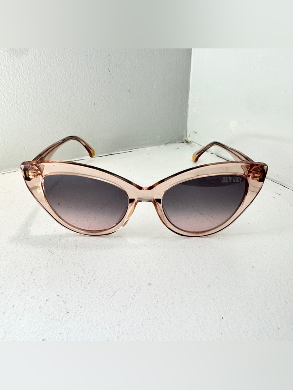 Judith Leiber Light Pink Clear Cat Eye Sunglasses - NEW